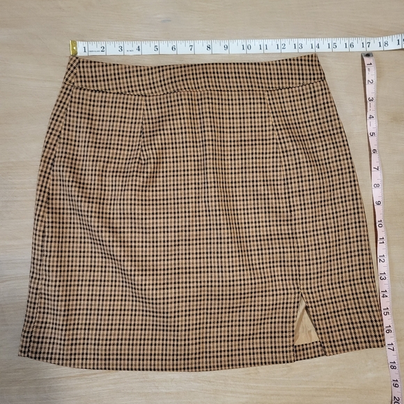 VICI Plaid Fall Mini Skirt Brown Black Get it Right Medium - Picture 4 of 4